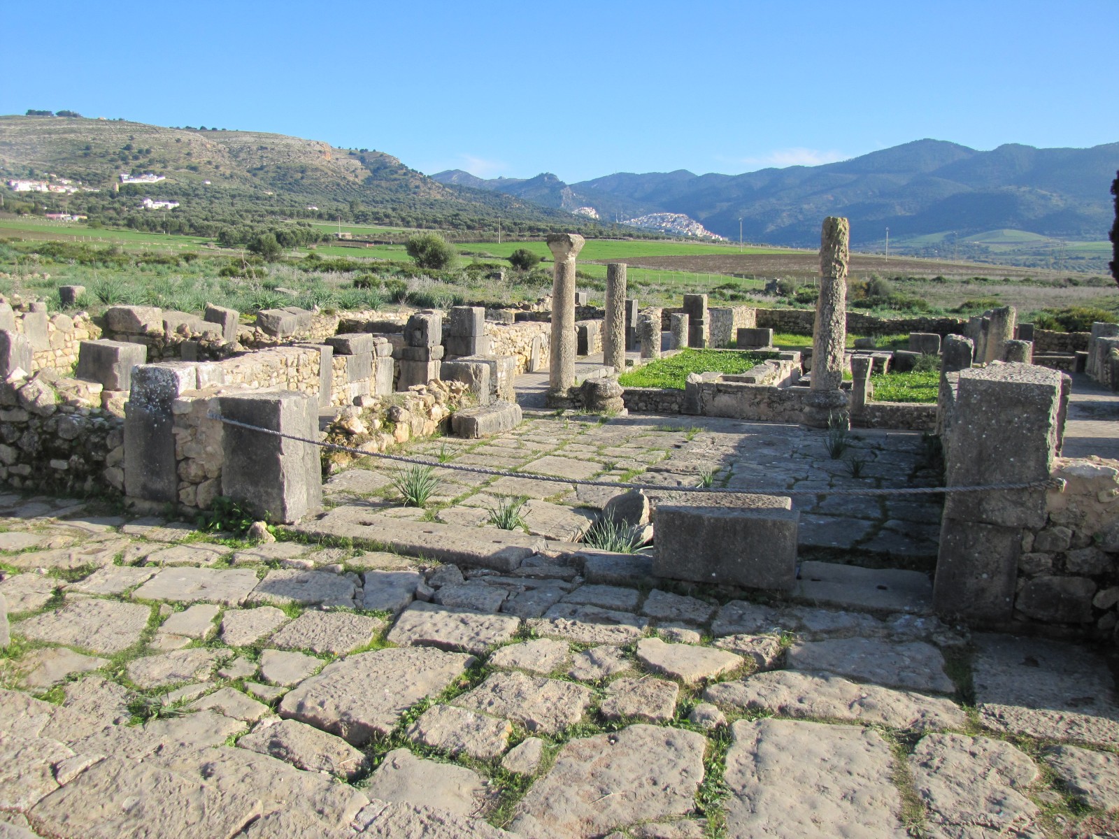 Roman ruins at Volubilis, Morocco - Trevor's Travels